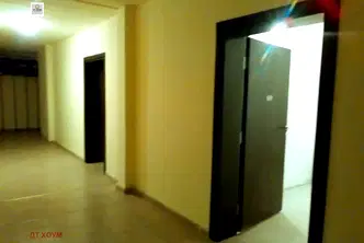 Склад в Русе, Родина 1