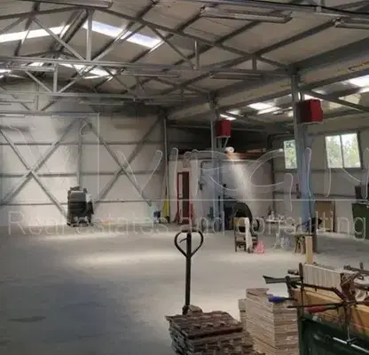 Photo 2 — Warehouse in Kamenar