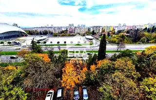 Просторен 5-стаен апартамент в Славейков, Бургас с 4 тераси