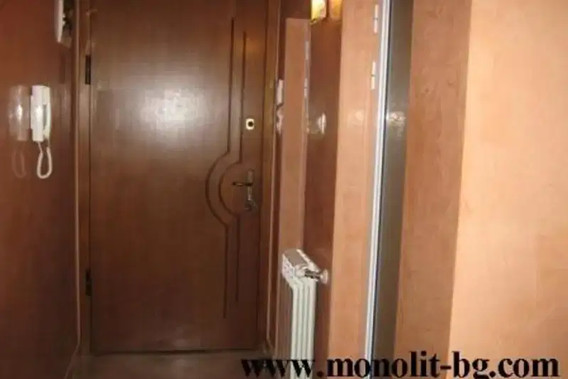 3-bedroom apartment in Gabrovo, Centyr