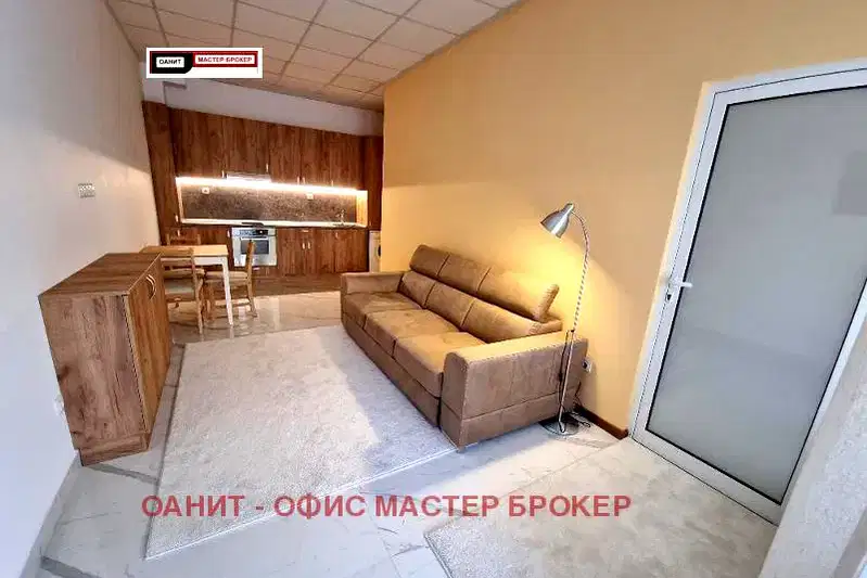 Двустаен апартамент на партер в Младост 2 с видеонаблюдение