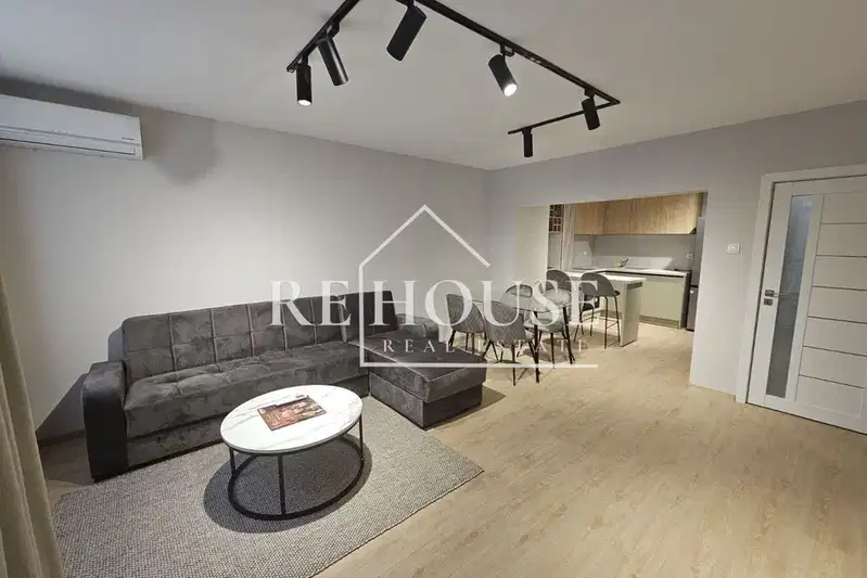 Two-room apartment with balcony in Varna, VINS-Cherven Ploshtad