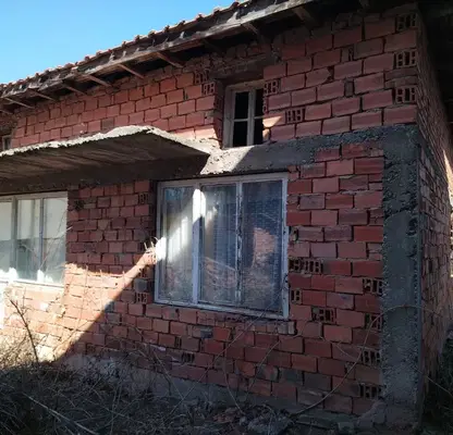 Photo 2 — House in Oblast Pernik, Radomir
