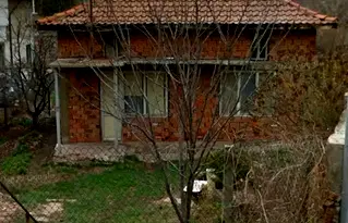 Къща в Перник, Радомир