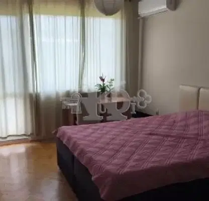 Снимка 4 — Четиристаен луксозен апартамент с тераса в Гръцка махала, Варна