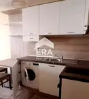 Двустаен апартамент с остъклен балкон в центъра на Варна