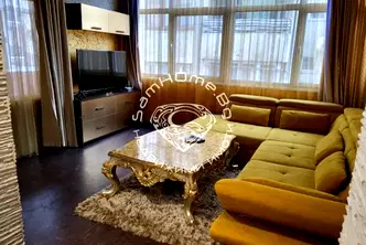 Двустаен апартамент с южна тераса в центъра на Варна