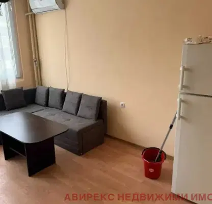 Снимка 4 — Двустаен апартамент в Пловдив, Кючук Париж