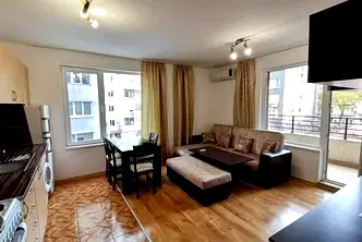 Двустаен апартамент в Бургас, Лазур
