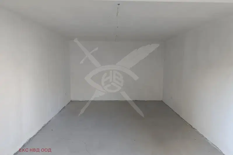 Garage in Plovdiv, Hristo Smirnenski