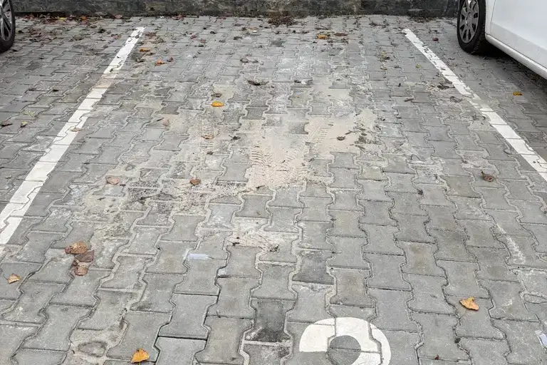 Гараж/Паркомясто в София, Лагера