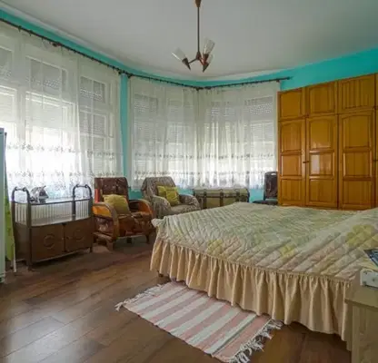 Photo 2 — House in Raz, Tsentar
