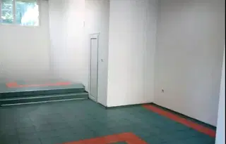 Магазин в Русе, Широк център