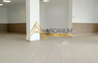 Магазин във Варна, Владислав Варненчик 1