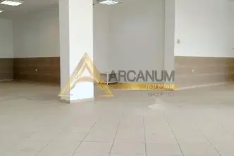 Магазин във Варна, Владислав Варненчик 1