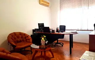 Офис в Бургас, Център