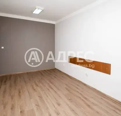 Photo 4 — Office in Sofia, Centyr
