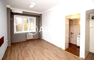 Офис в София, Център