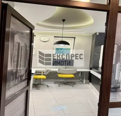 Photo 2 — Office in Varna, Centyr