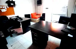 Офис в Перник, Център