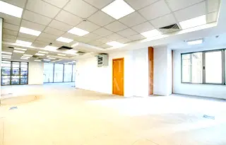 Офис в София, Център