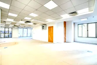 Офис в София, Център