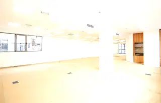 Офис в София, Център