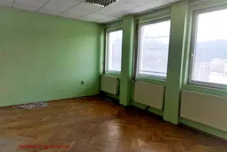 Офис във Велико Търново, Център