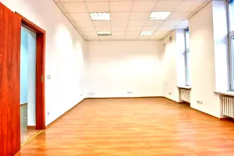 Офис в София, Център