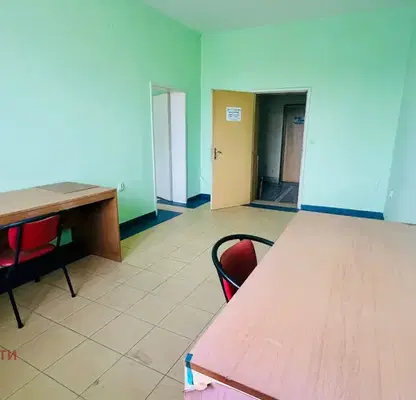 Photo 2 — Office in Montana, Idealen Centyr