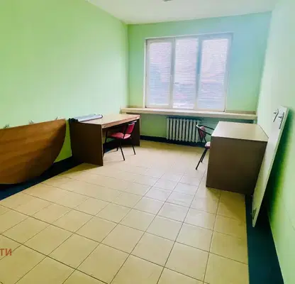 Photo 4 — Office in Montana, Idealen Centyr