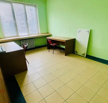 Photo 5 — Office in Montana, Idealen Centyr