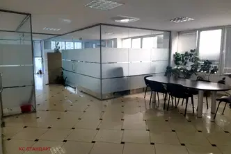 Офис в София, Толстой