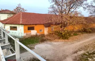 Промишлена сграда в Пазарджик, Септември