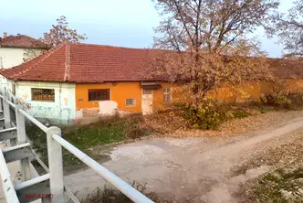 Промишлена сграда в Пазарджик, Септември