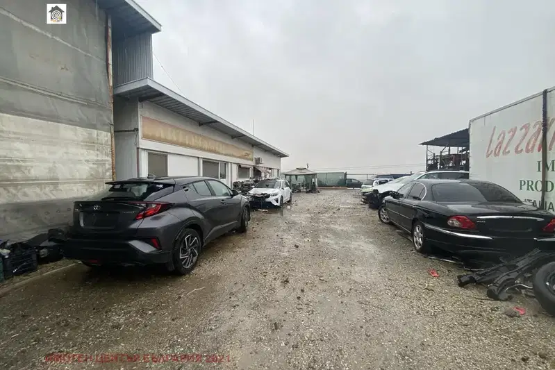 Warehouse in област София, Ravno Pole