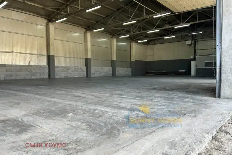 Warehouse in Oblast Veliko Tyrnovo, Ledenik