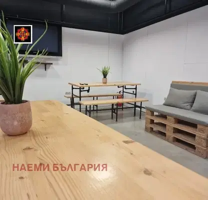 Снимка 5 — Стая във Варна, Център
