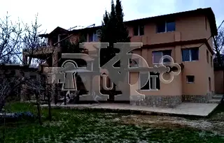 Тристаен апартамент в к.к. Чайка