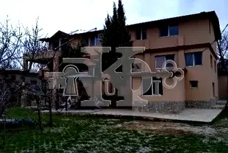 Тристаен апартамент в к.к. Чайка