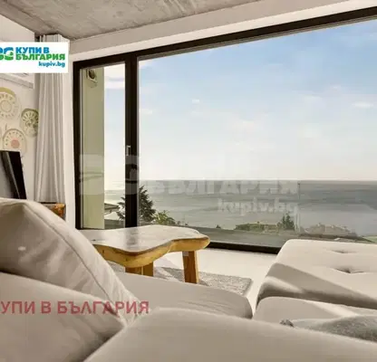 Снимка 4 — Тристаен апартамент във Варна, Бриз