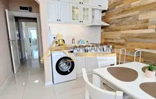 Тристаен апартамент във Варна, Център