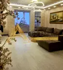 Тристаен апартамент във Варна, Център