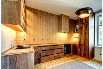 Тристаен апартамент в София, Център