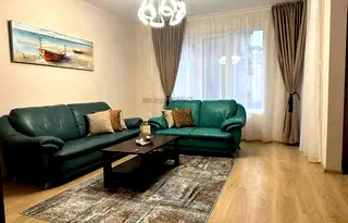 Тристаен апартамент в Бургас, Център