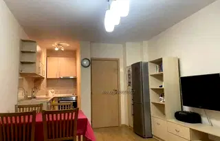 Тристаен апартамент в Бургас, Център