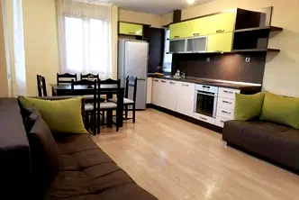 Тристаен апартамент в Стара Загора, Център