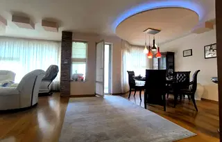 Тристаен апартамент в Бургас, Лазур