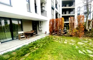 Тристаен апартамент в Бургас, Сарафово