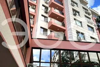 Тристаен апартамент във Варна, Трошево